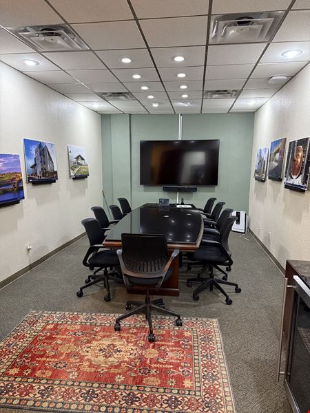 404 Executive Center Blvd