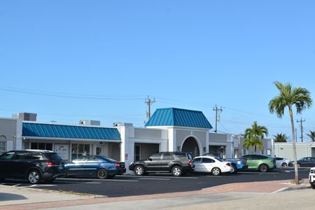 Office space for Sale at 1314-1322 Lafayette St in Cape Coral