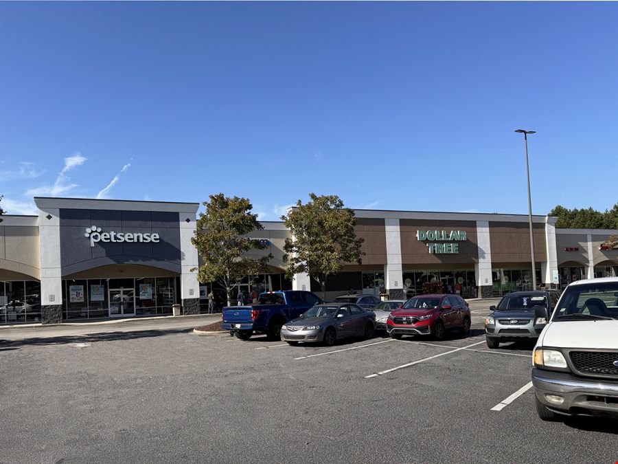 Clayton Plaza 12817 US70 W, Clayton, NC 27520