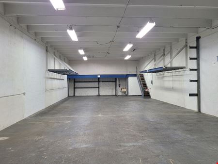 Cutler Bay Small Bay Warehouse Spaces