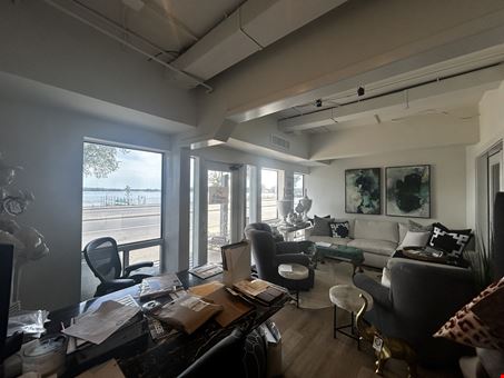 Shoreline Drive Retail