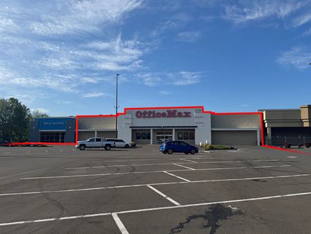 Retail space for Rent at Prime Retail Space in Cascade Marketplace in Vancouver