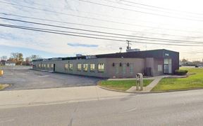 27432 Groesbeck Hwy