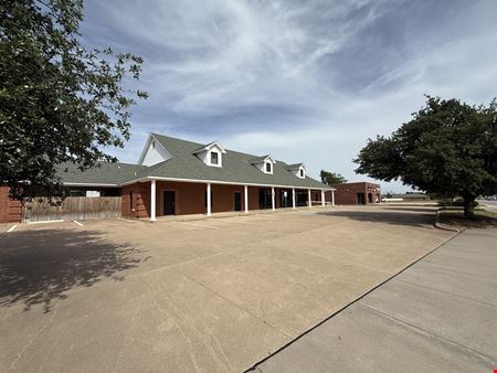 604 N Nolan River Rd | Daycare