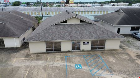 Delcourt Office Building
