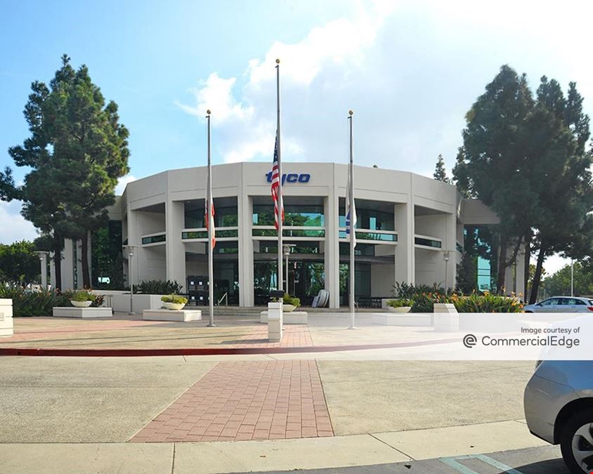 Lakeview Business Center - 100 Technology Drive West & 15360, 15370 Barranca Pkwy