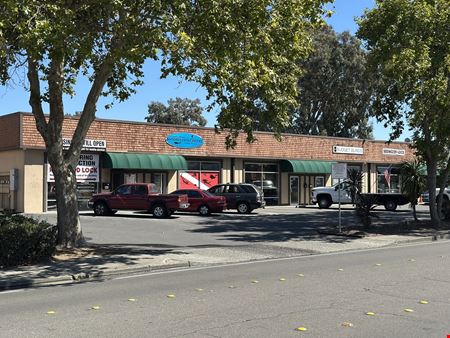 Retail/Industrial with Highway Visibility