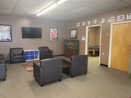 725 Main Ave W - 5,500 SQ.FT. RETAIL BLDG