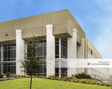 Industrial space for Rent at Stoneridge 13 in Dallas