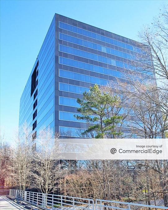 2100 Riveredge