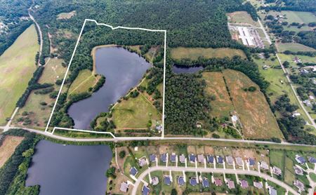 Commercial space at  Iris Lake Road in McDonough