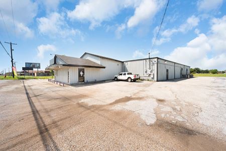 Commercial space at 1301 S Kaufman St, Ennis, TX in Ennis