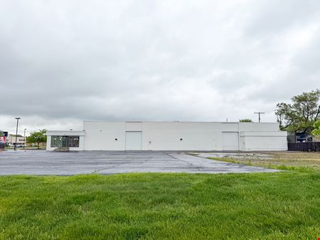 5055 E Main St