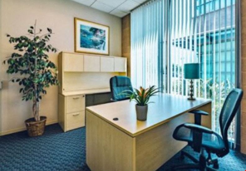 Hera Hub - Irvine Coworking