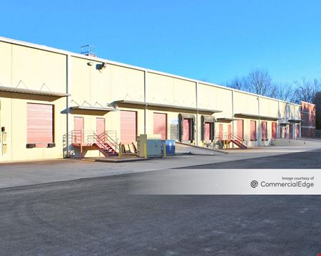 Southside Distribution Center - 3645 & 3655 Southside Industrial Pkwy