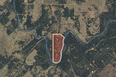 Commercial space at 145± Ac. Lavaca County in Hallettsville