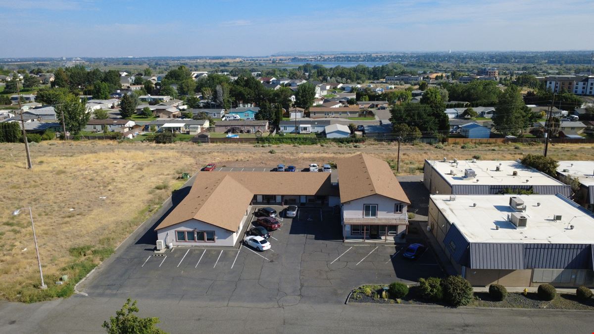 Gage Blvd Office & Professional Services Complex