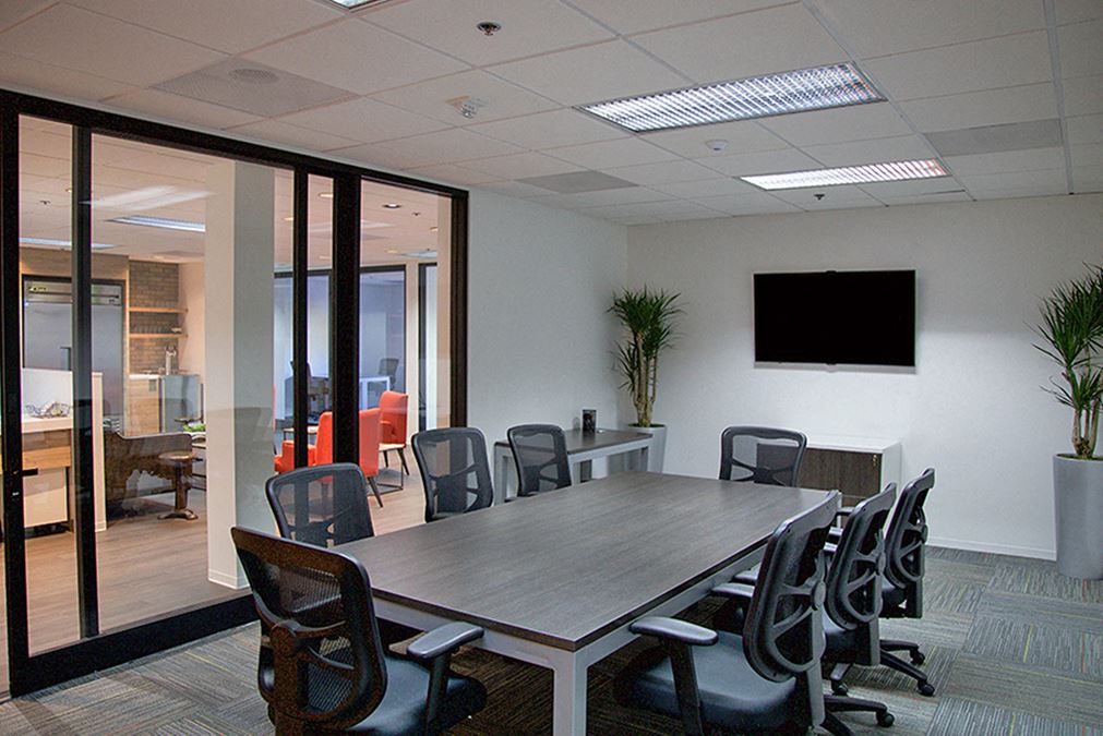 Premier Workspaces - SM4 - Santa Monica California
