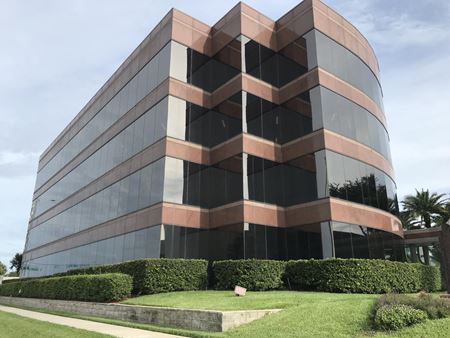 Office space for Rent at Orion Center in Tampa