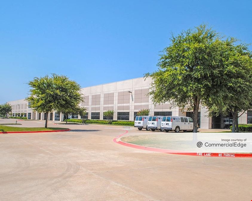 Warehouses Plus - 3901 East Plano Pkwy