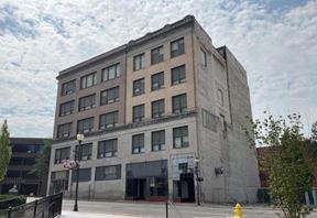 31 E High St