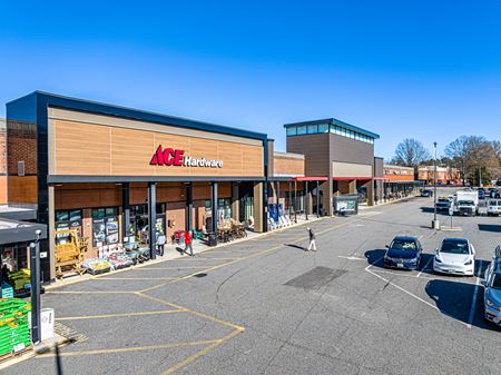 LaMonticello Shopping Center
