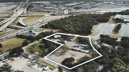 Commercial space at 2075 Maryland Dr in Irving