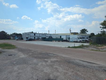 Commercial space at 509, 513, & 515 Illinois St, South Houston, TX 77587-4241 in South Houston