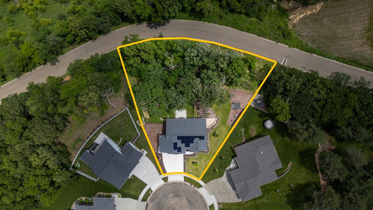Modern Home in SW Rochester