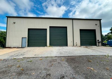 FOR SALE – WAREHOUSE + 5 ACRES STABILIZED YARD