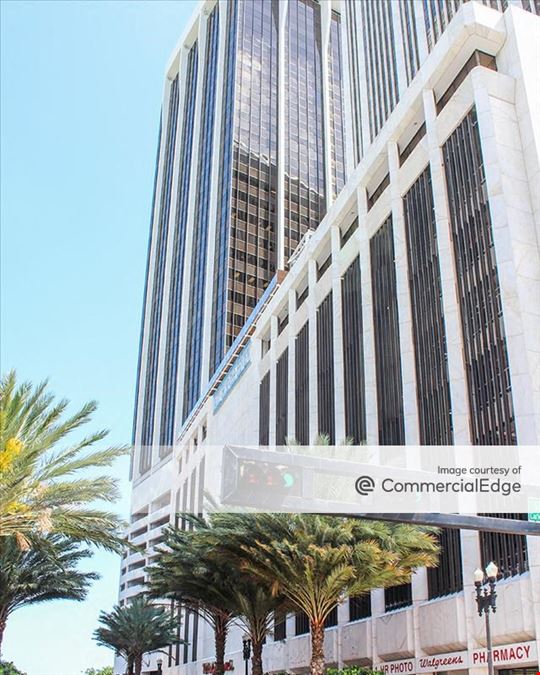 Quest Workspaces - One Biscayne Tower