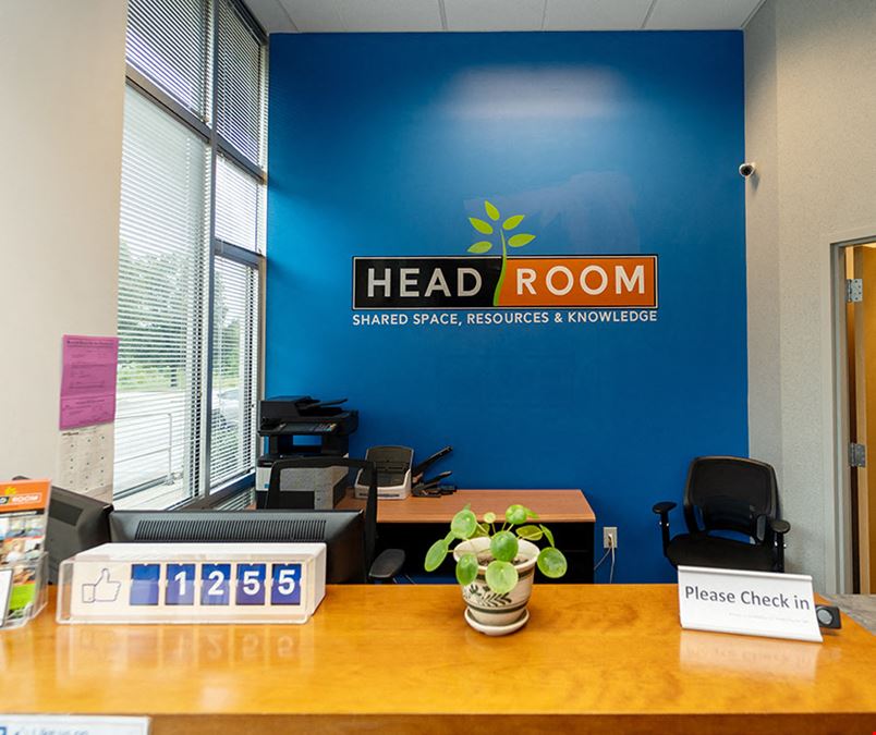 HeadRoom - Aston
