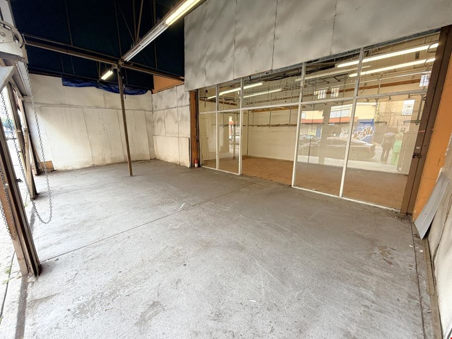 122 E Pico Blvd