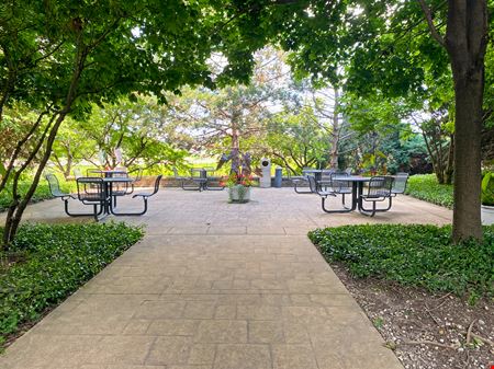 Regus - Warrenville - Cantera