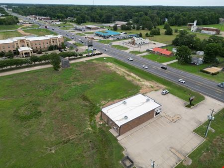 3,600 SF Retail/Medical Building for Sublease | West Point, MS