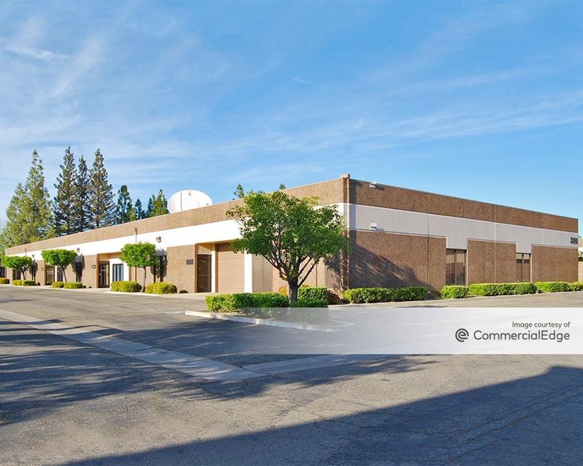 Woodward Business Park - 295, 323 & 351 West Cromwell Avenue