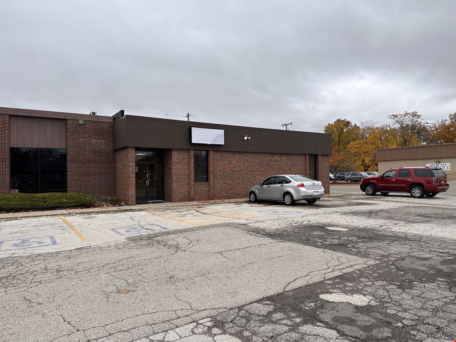 811 N Macomb St