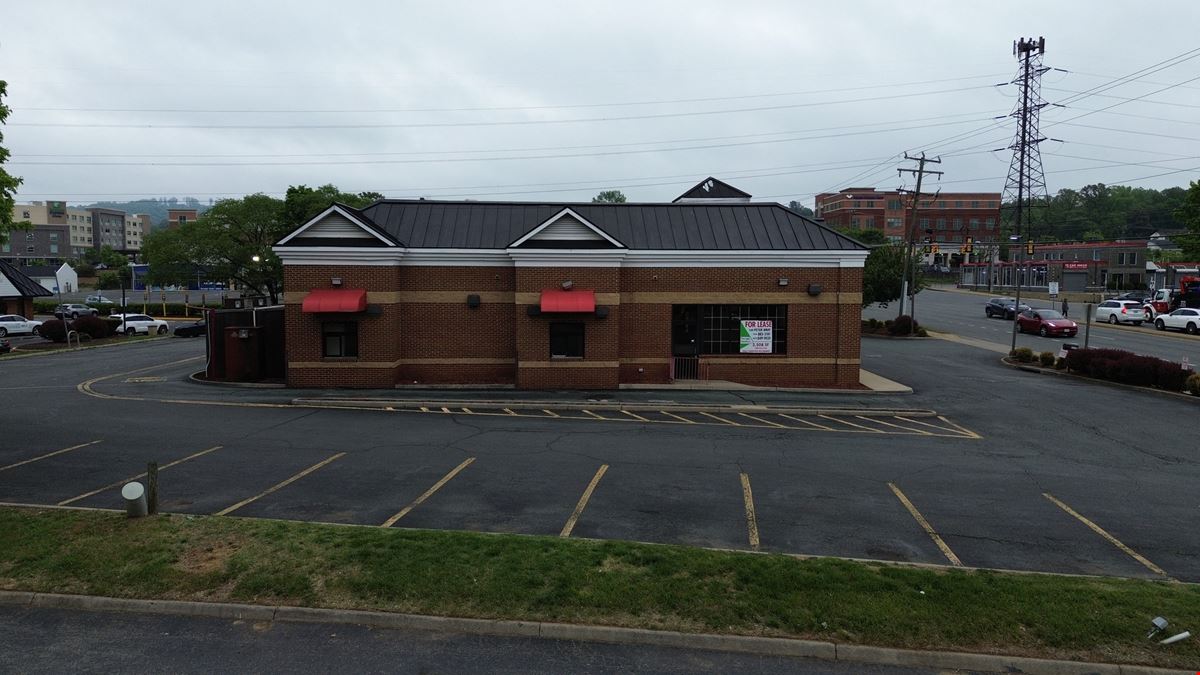 1192 Richmond Rd Retail Space