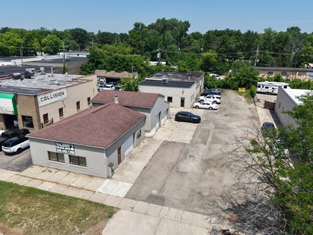 Industrial space for Sale at 32432 Eight Mile Road, Farmington Hills in Farmington