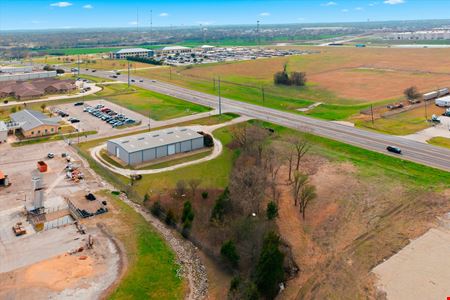 Industrial space for Rent at 7461 Bagby Ave in Hewitt