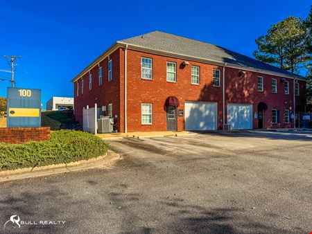 Freestanding Multi-Use Building | Sale or Lease | ±8,000 SF | ±4,000 SF Available