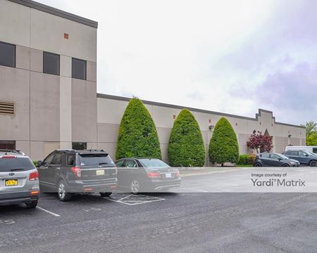 Office space for Rent at Royal Parkway Center in Nashville