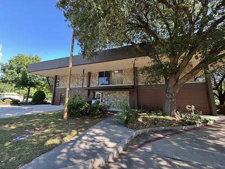 Office space for Rent at 414 West Parkway Street in Denton