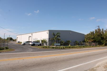 Industrial space for Rent at 2020 Ortiz Ave in Fort Myers