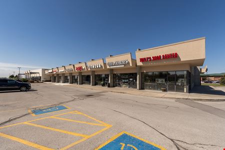 Shoppes At Lakeside