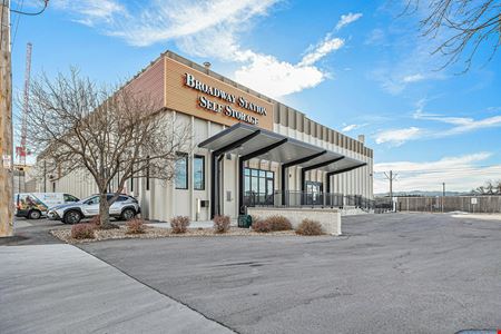 Commercial space at 1475 S Acoma Street in Denver