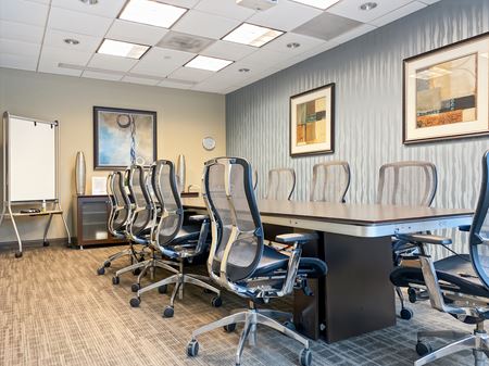 Office space for Rent at Regus - Glenview - Prairie Glen in Glenview