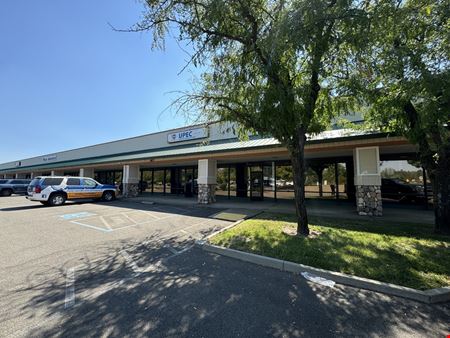 Retail space for Rent at Park Marina Plaza in Redding