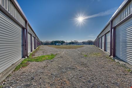 Howdy Storage Units