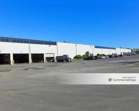 Industrial space for Rent at Turnpike 10 Commerce Center - 3001 Woodbridge Avenue in Edison
